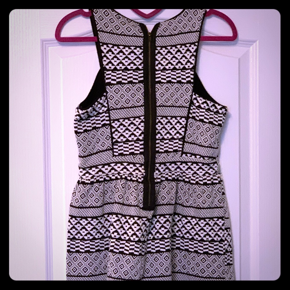 Monteau Aztec style midi dress Sz M